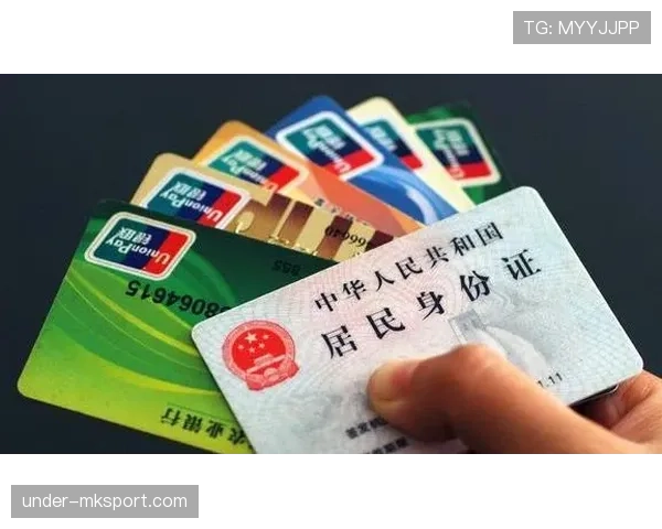 看见汪周雨衣橱那张价签,我的银行卡默默抽泣 看见汪周雨衣橱那张价签,我的银行卡默默抽泣